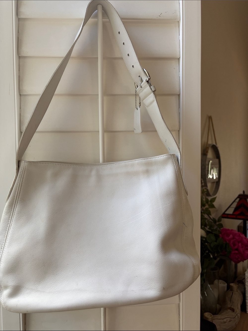 Coach SoHo Zip Hobo white leather vintage bag.